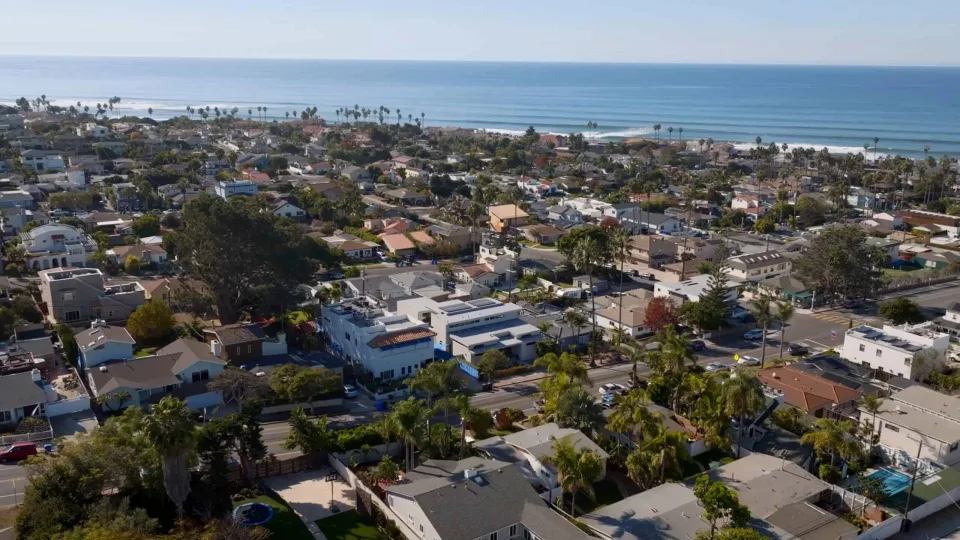 Point Loma Ave