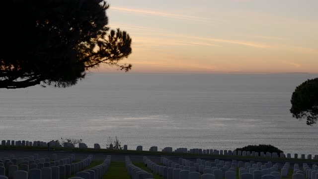 The view of the ocean and headstones at Fort Rosecrans National Cemetery in Point Loma | Video – 3