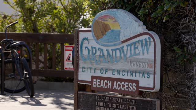 Sunny Day at Grandview Beach in Leucadia Encinitas | Video – 5