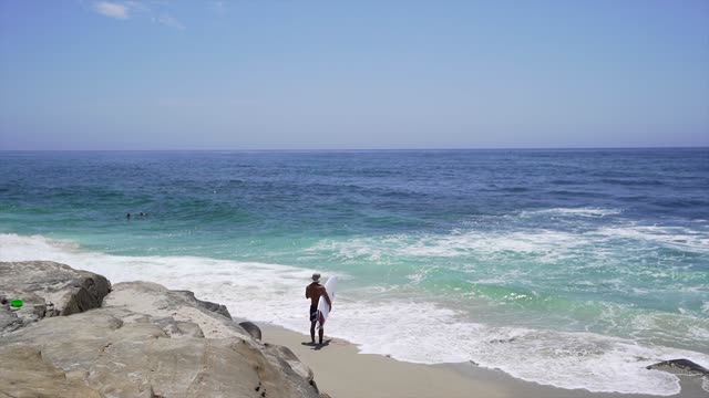 Windansea Beach In La Jolla California on a sunny day | Video – 2