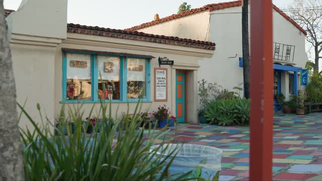 Spanish Village Art Center in Balboa Park San Diego | Video – 7