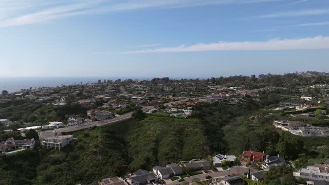 Aerial footage over La Jolla Mesa in La Jolla San Diego | Drone Video – 3