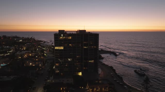 939 Coast Blvd Condos during Twilight in La Jolla | Drone Video – 5