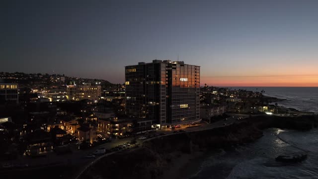 939 Coast Blvd Condos during Twilight in La Jolla | Drone Video – 7