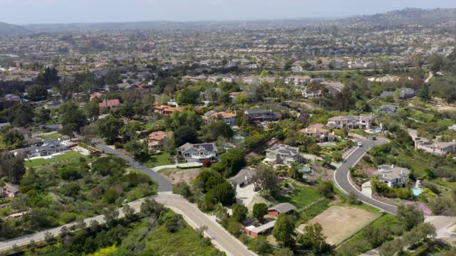 Flying over the neighborhoods and equestrian facilities of Olivenhain in Encinitas | Drone Video