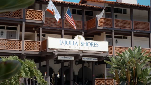 The La Jolla Shores Hotel | Video