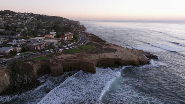 Flying above the Coastline and Beach of Sunset Cliffs Natural Park in Point Loma San Diego | Drone Video – 9