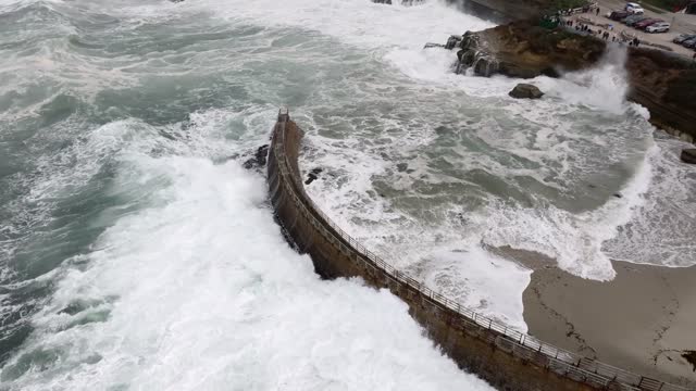 A Stormy and Cloudy day in La Jolla San Diego with big waves at Children’s Pool | Drone Video – 2